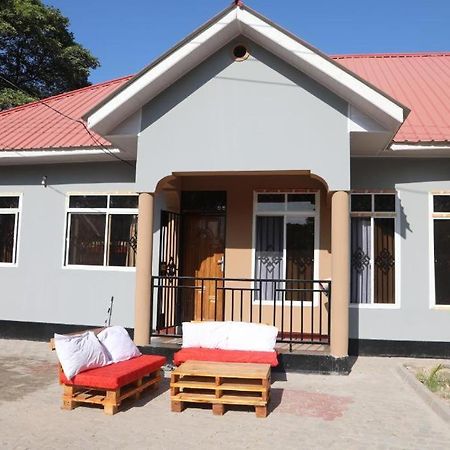 Lovely Pearl Lulu Intercity Homes Дар-ес-Салам Екстер'єр фото